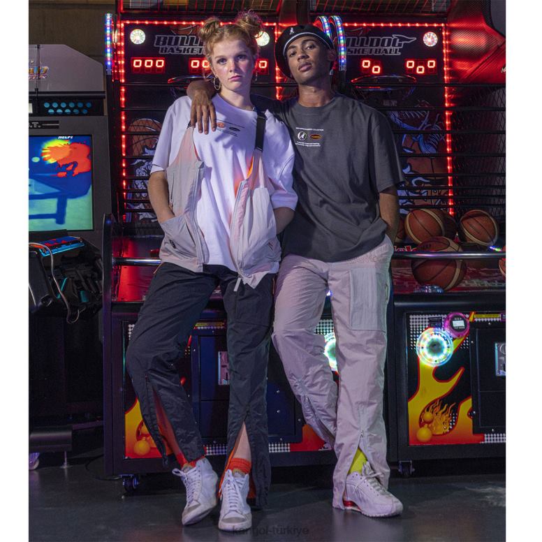 Kangol üniseks uzay roketi grafik tee HZ6F01198